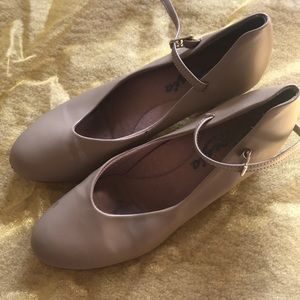 ⭐️⭐️ CAPEZIO Dance heels ⭐️⭐️